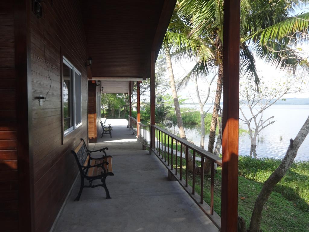 Hotel Santa Barbara Tikal Flores Εξωτερικό φωτογραφία